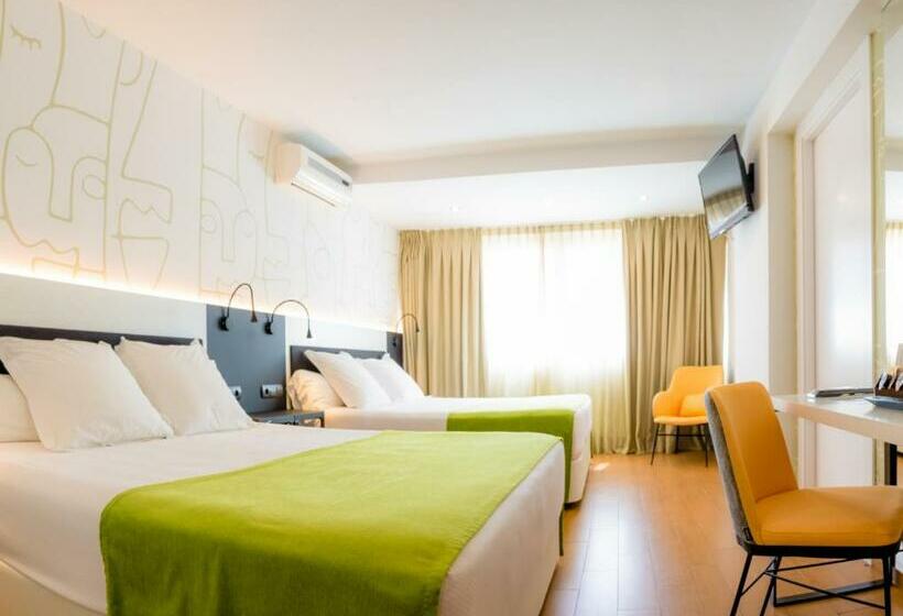 Семейный Номер, Climia Benidorm Plaza