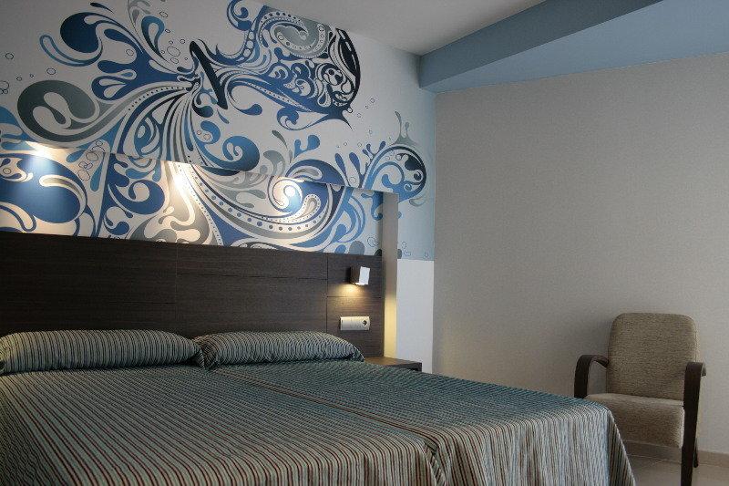 Quarto Triplo Estandar, Porto Calpe