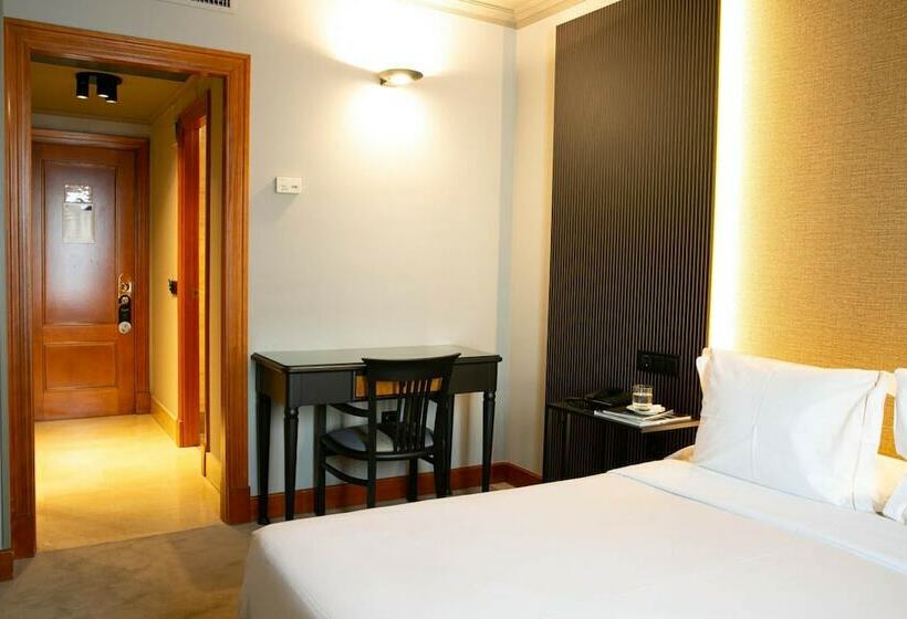 ジュニアスイート, Sercotel Ciudad De Oviedo