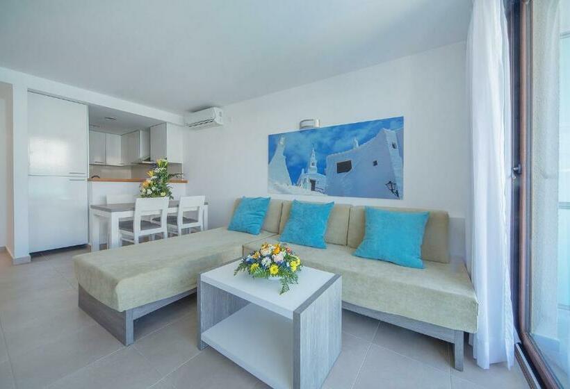 带两个卧室的顶楼公寓, Aparthotel Ferrer Skyline