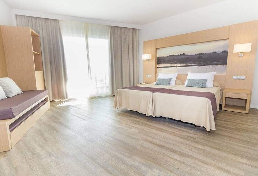 חדר משפחתי, Eix Lagotel Holiday Resort