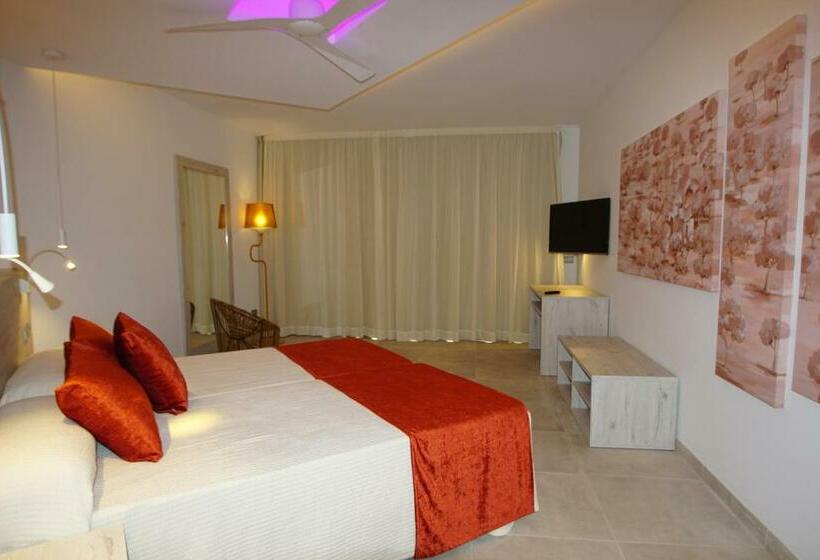 Quarto Superior Vista Jardim, Abrat