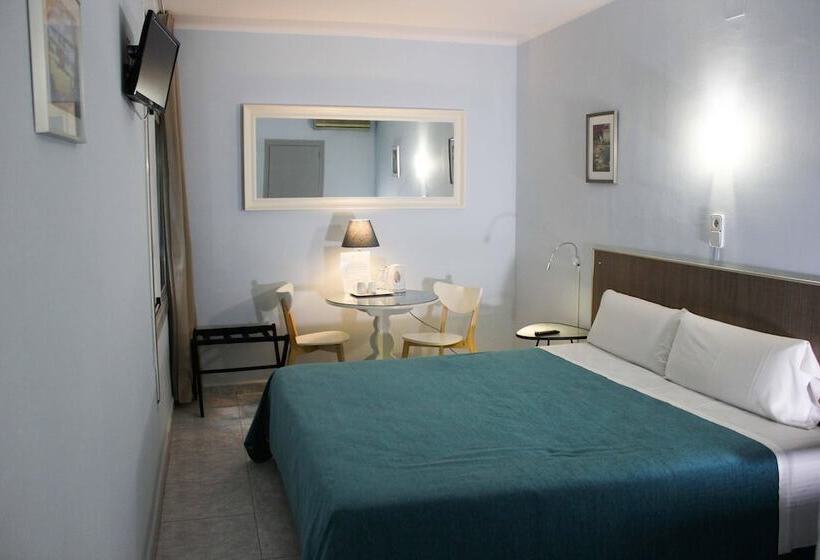 Quarto Economy, Alexandra Sitges