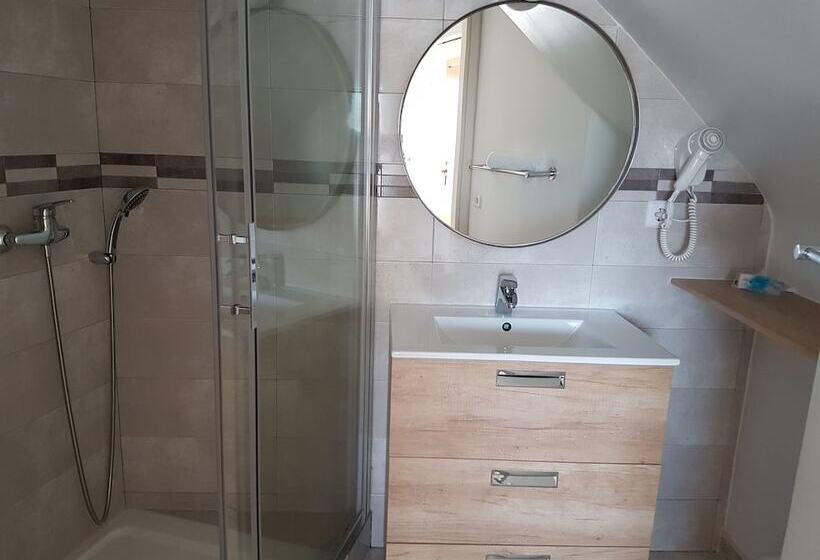 Quarto Estandar com Terraço, Alexandra Sitges
