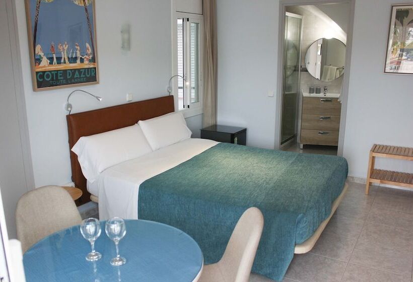 Quarto Estandar com Terraço, Alexandra Sitges