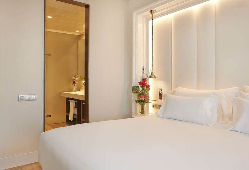 Номер Superior, NH Collection Barcelona Gran Hotel Calderon