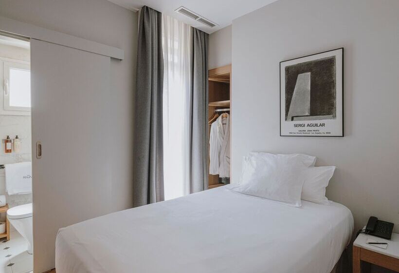标准间, Regina Barcelona