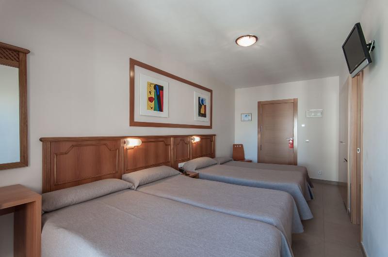 Quarto Quádruplo Estandar, San Luis