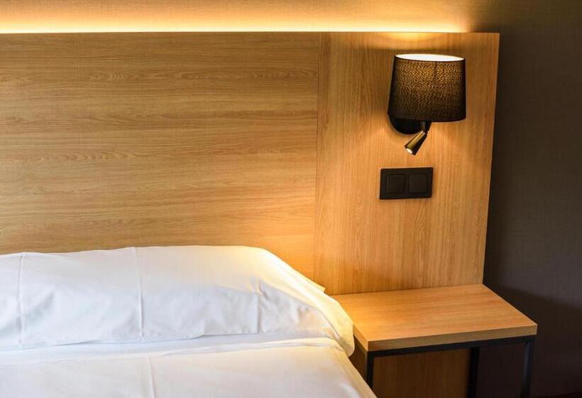 Номер Стандарт с Террасой, Sommos Hotel Benasque Spa