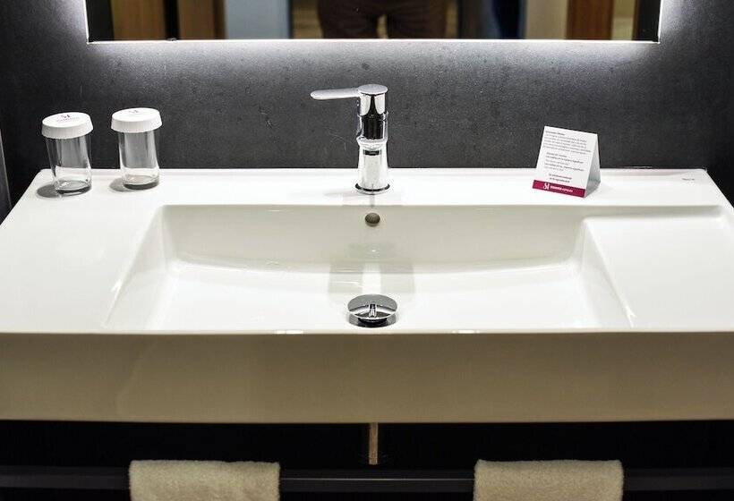 Номер Стандарт с Балконом, Sommos Hotel Benasque Spa