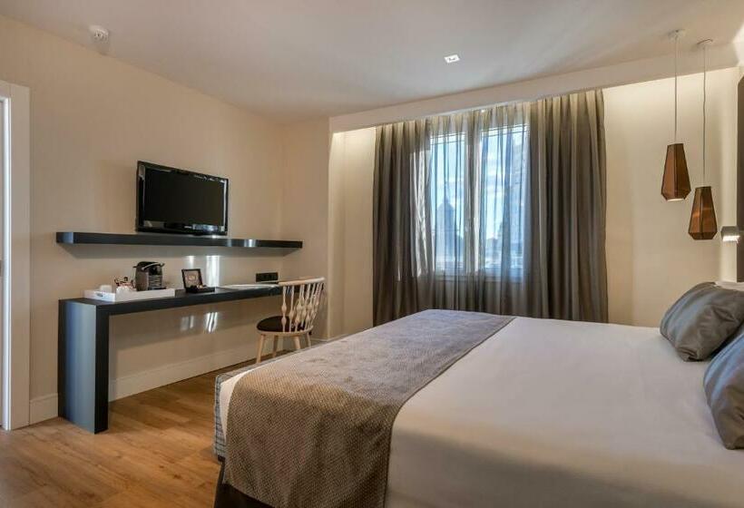 Suite with Terrace, Catalonia Gran Via Madrid