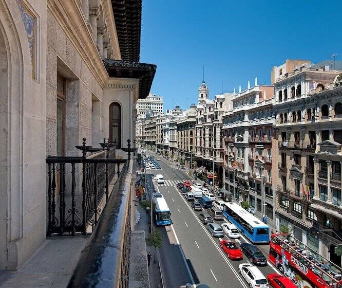 اتاق استاندارد با چشم‌انداز, Catalonia Gran Via Madrid