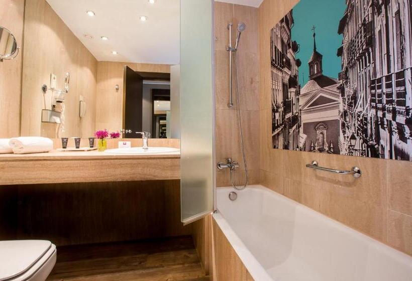 חדר קומפורט לשלושה, Leonardo Boutique Hotel Madrid