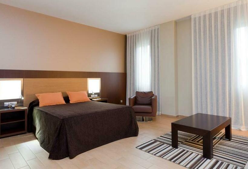 Номер Deluxe, Ciudad De Alcaniz