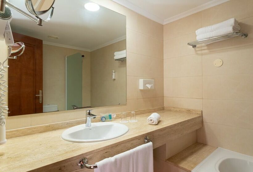 Люкс Вид на Море, Landmar Costa Los Gigantes Family Resort