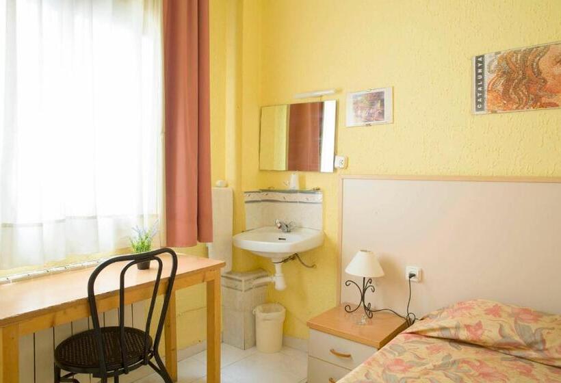 스탠다드 싱글 룸 공동욕실, Hostal Alhambra Tarragona