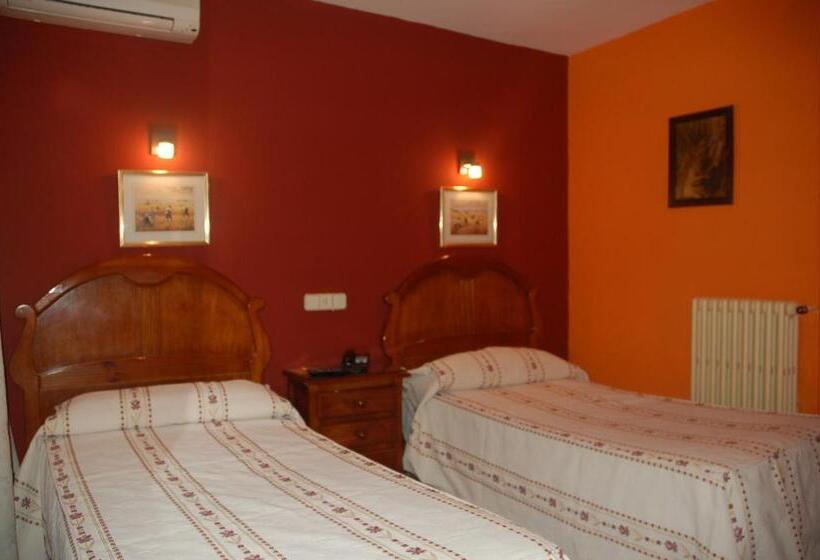 اتاق استاندارد, Hostal Residencia Castilla