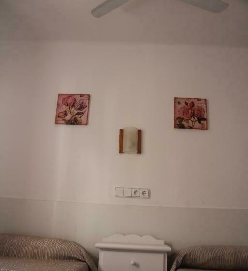 스탠다드 룸 공동 욕실, Hostal Las Nieves