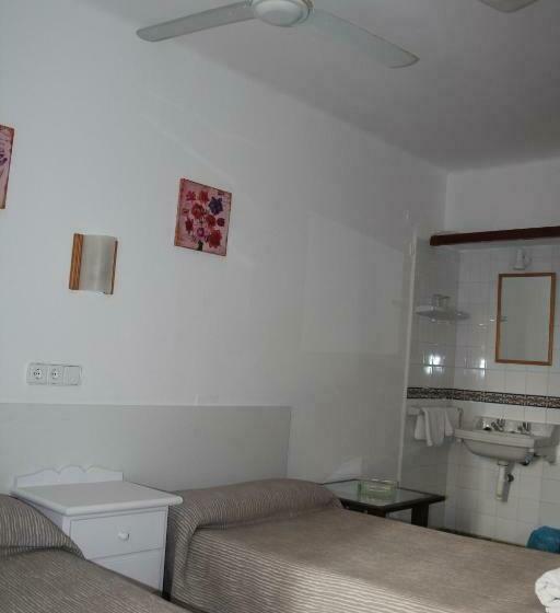 스탠다드 룸 공동 욕실, Hostal Las Nieves
