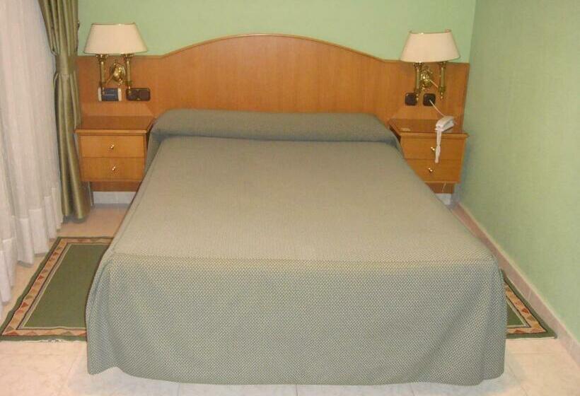 اتاق استاندارد, Hostal Serpol