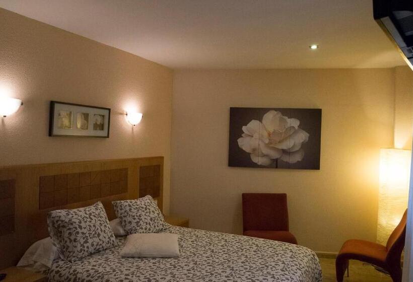 Номер Deluxe, Hostal Azul