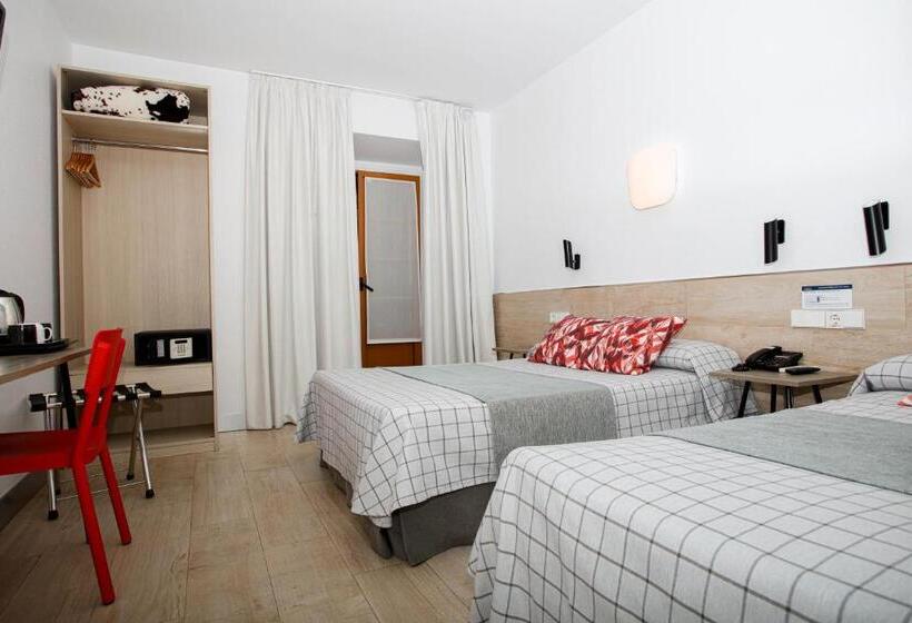 اتاق استاندارد سه نفره, Hostal Castilla Ii Puerta Del Sol