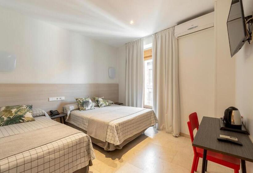 اتاق استاندارد سه نفره, Hostal Castilla Ii Puerta Del Sol