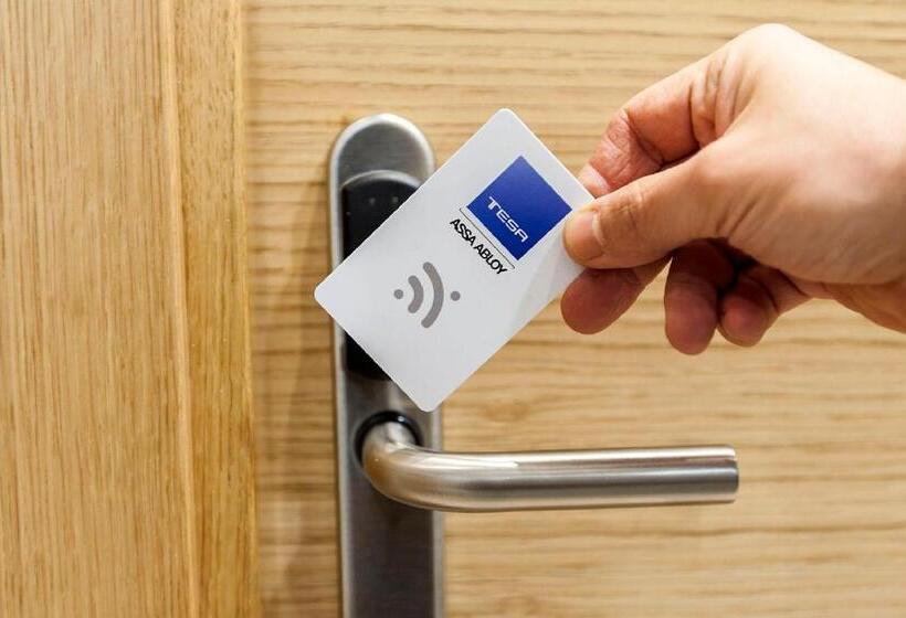 اتاق استاندارد, Hostal Castilla Ii Puerta Del Sol