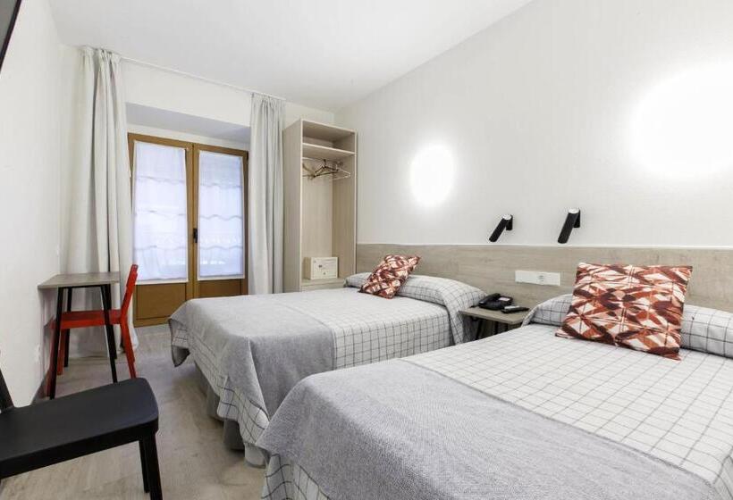 اتاق استاندارد, Hostal Castilla Ii Puerta Del Sol