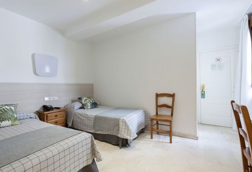 اتاق استاندارد, Hostal Castilla Ii Puerta Del Sol