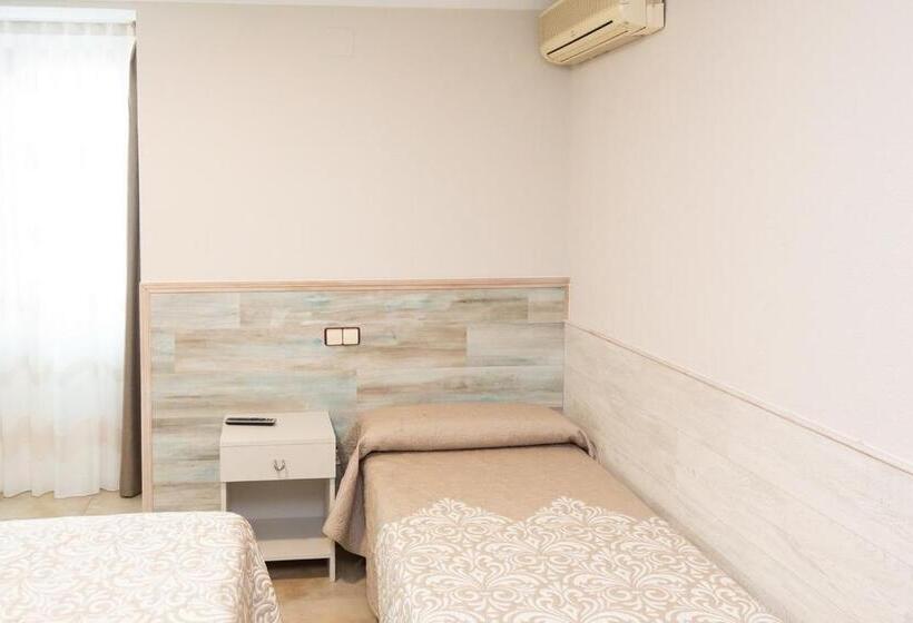 اتاق استاندارد, Hostal Viky