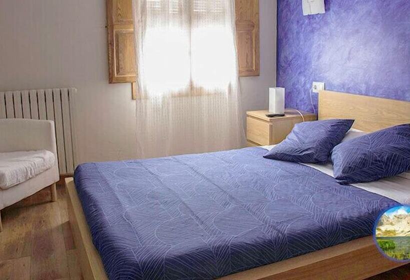 Номер Стандарт, Hostal Igüer