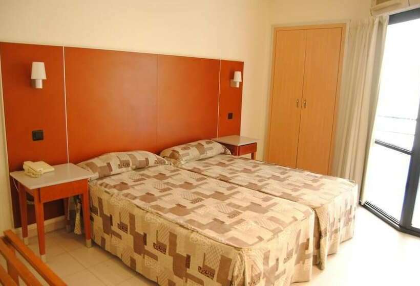 Quarto Estandar, Oasis Plaza