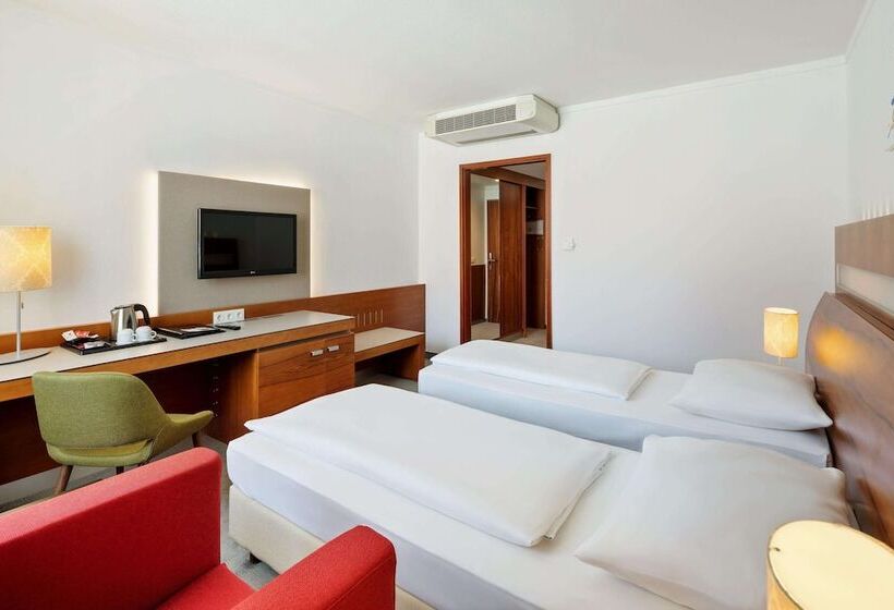 Номер Комфорт, Austria Trend Hotel Europa Graz Hauptbahnhof