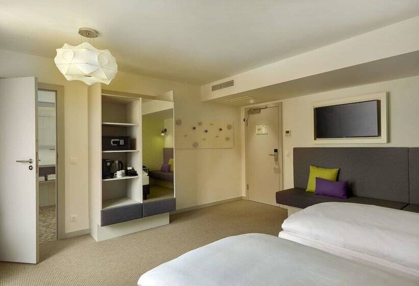 豪华房间, H+ Hotel Wien