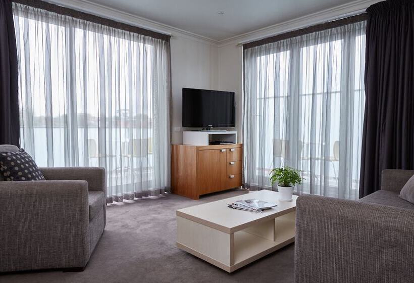 Апартаменты 2 Спальни, Cosmopolitan Hotel And Apartments