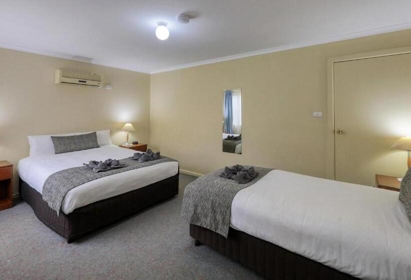 Family Suite, Oasis Motor Inn
