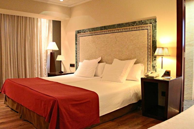 غرفة سوبيريور ثلاثية, Roc Blanc Hotel & Spa