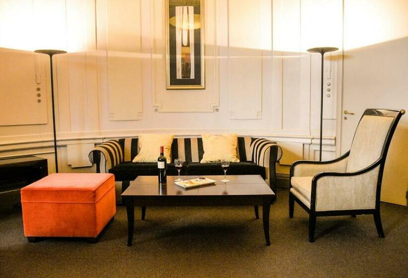 اتاق استاندارد, Savoy