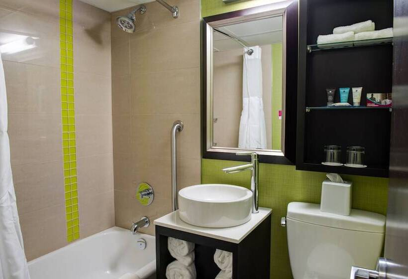 اتاق استاندارد, Crowne Plaza Kitchener Waterloo, An Ihg