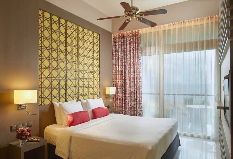 Полулюкс Вид на Море, Sentido Heritance Negombo