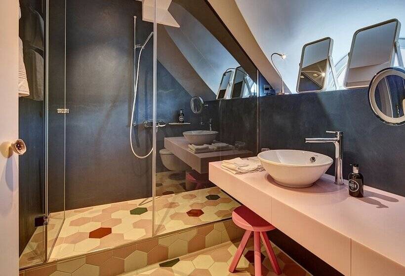 Quarto Estandar, Anker Luzern