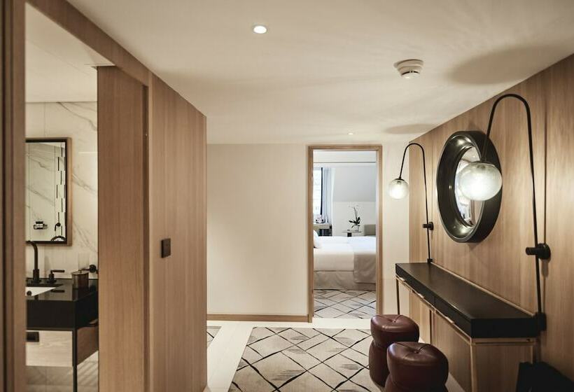 سوییت, Storchen Zürich   Lifestyle Boutique