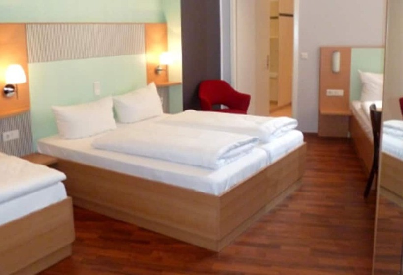 اتاق استاندارد چهار تخته, Sachsenhof