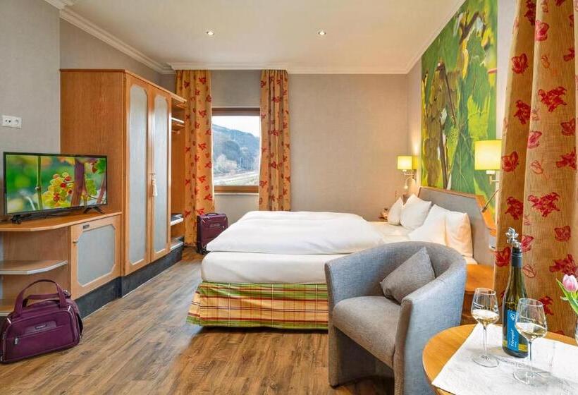 Номер Superior Вид на Реку, Weinhotel Landsknecht