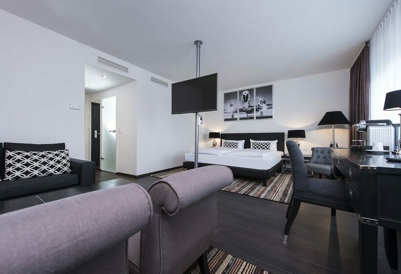 سوییت جونیور, Wyndham Stuttgart Airport Messe