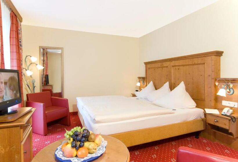 Номер Стандарт с Балконом, Alpenhotel Kronprinz