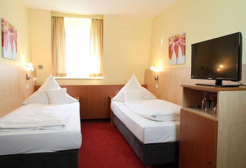 Номер Стандарт, Top Hotel Amberger