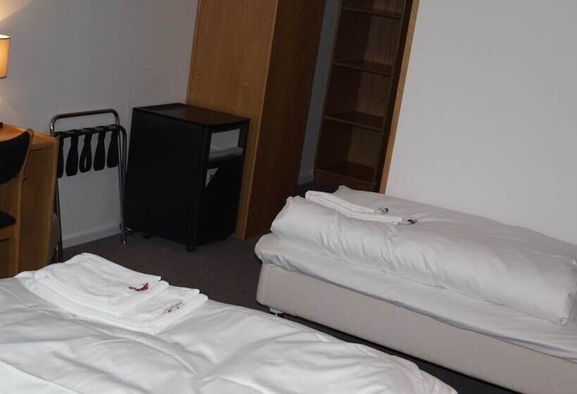 スタンダードトリプルルーム, Møn Golf Resort   Hotel Præstekilde