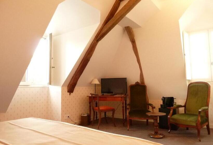 Номер Комфорт, Hôtel Grand Monarque